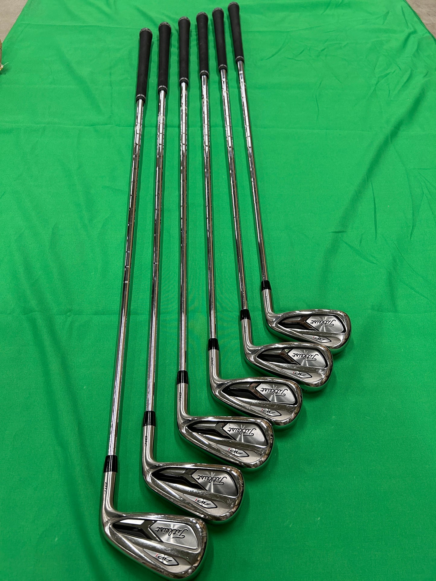 Titleist 718 AP1 irons 5-PW NSPro 950 steel stiff flex