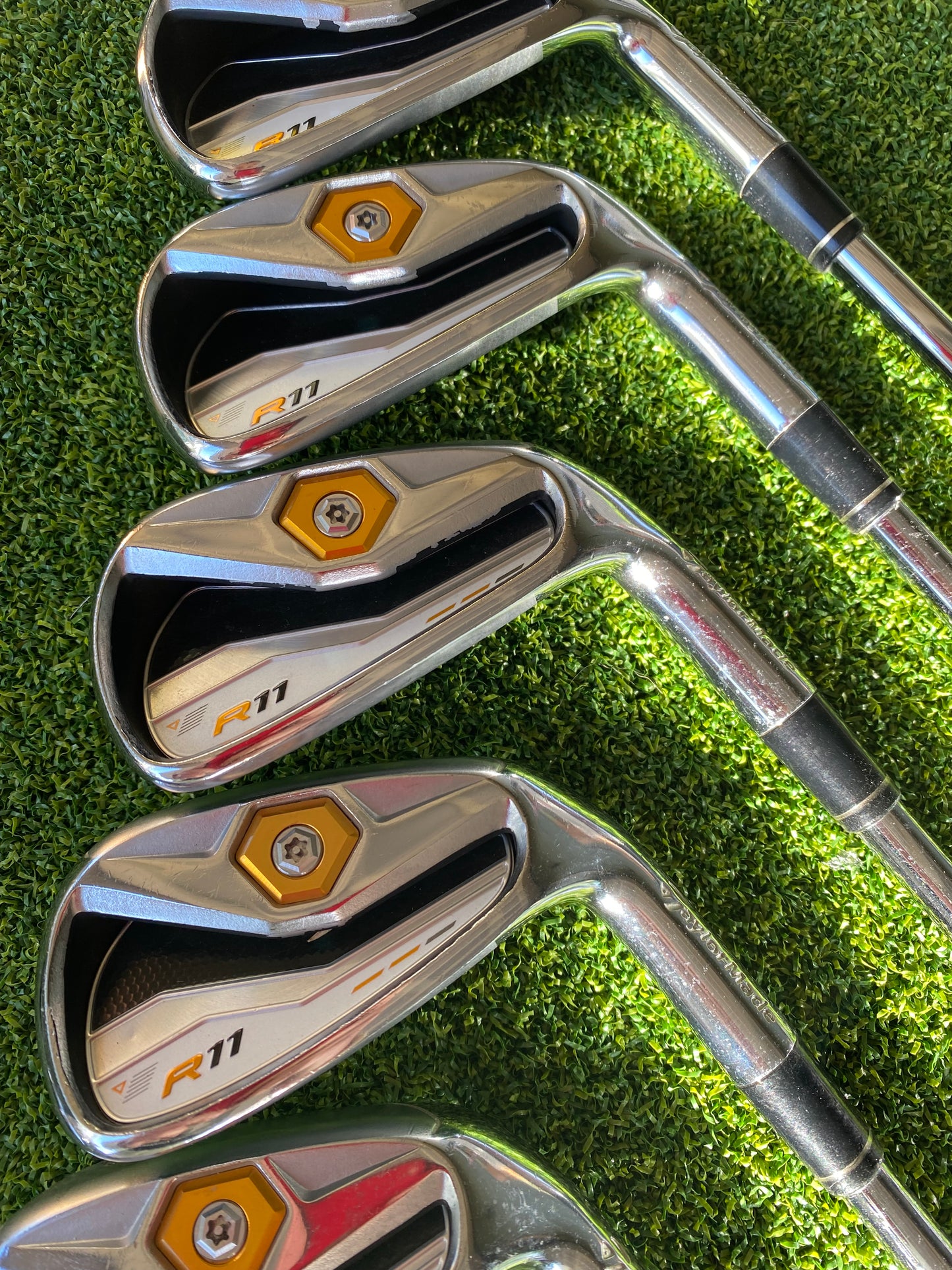 TaylorMade R11 irons 5-SW NSPro950 steel stiff flex