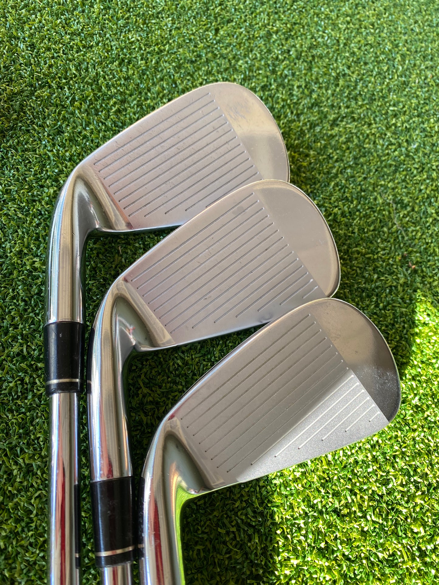 TaylorMade R11 irons 5-SW NSPro950 steel stiff flex