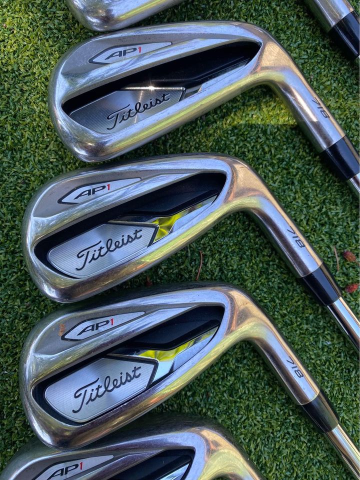 Titleist golf irons