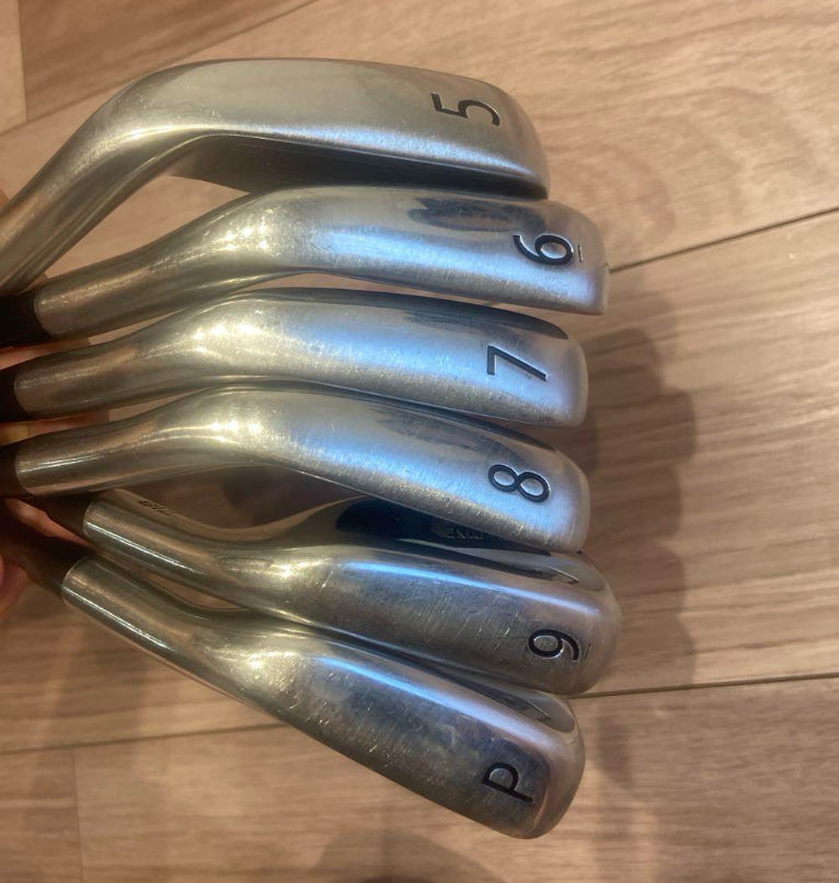 Titleist 718 AP1 irons 5-P Fujikura MCI 60 graphite stiff