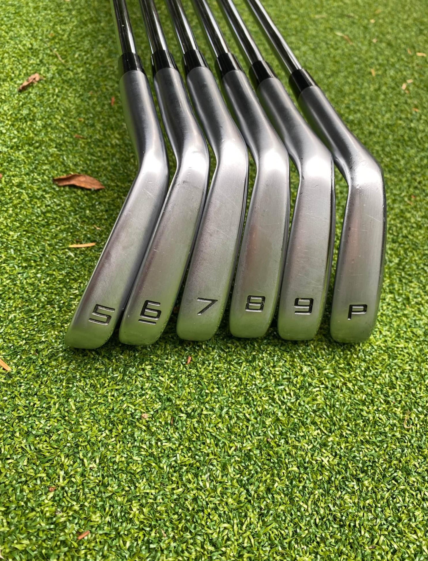 TaylorMade 2023 P7MC irons 5-P DG EX TI S200 steel stiff