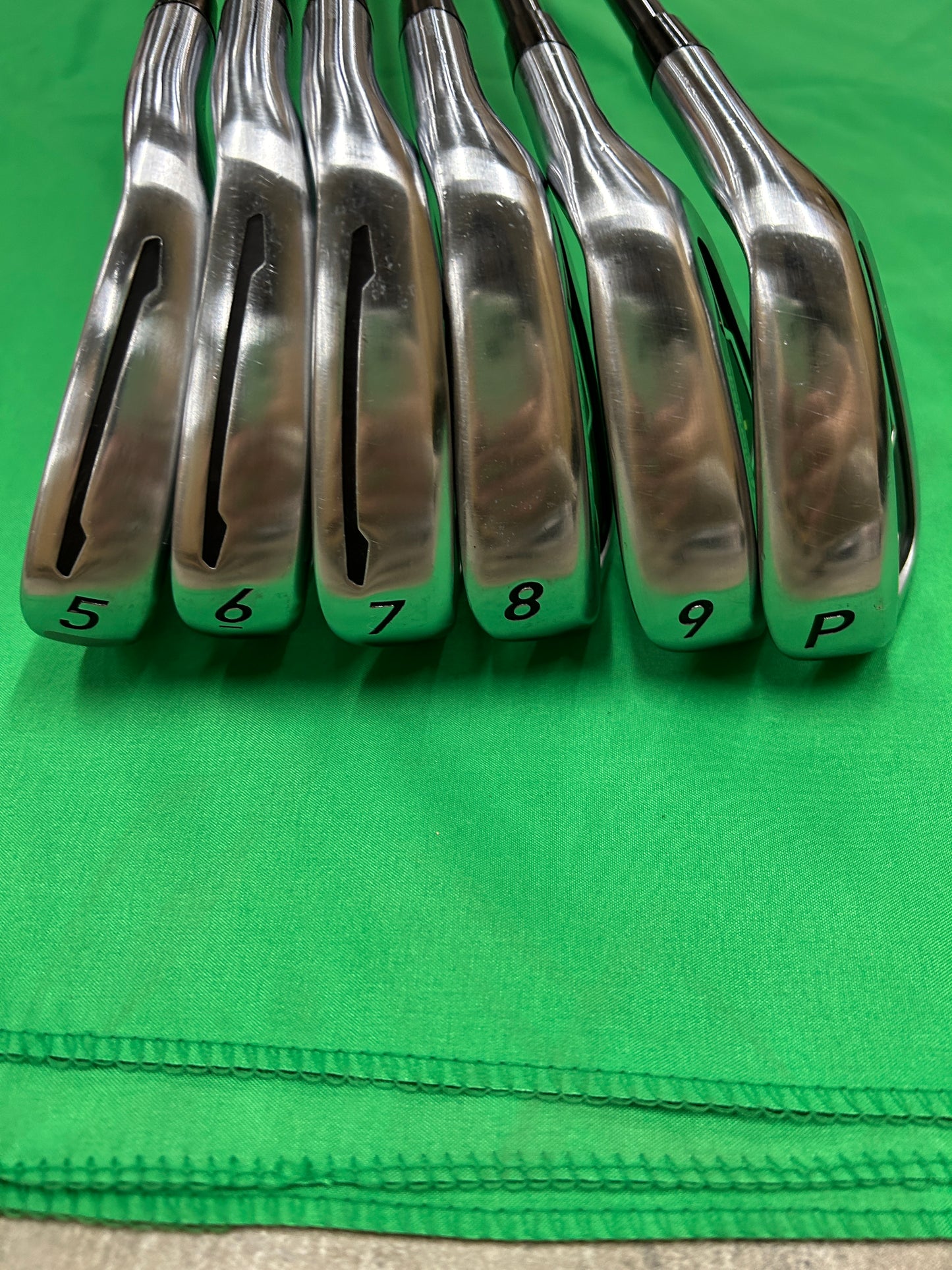 TaylorMade PSi irons 5-PW graphite regular flex