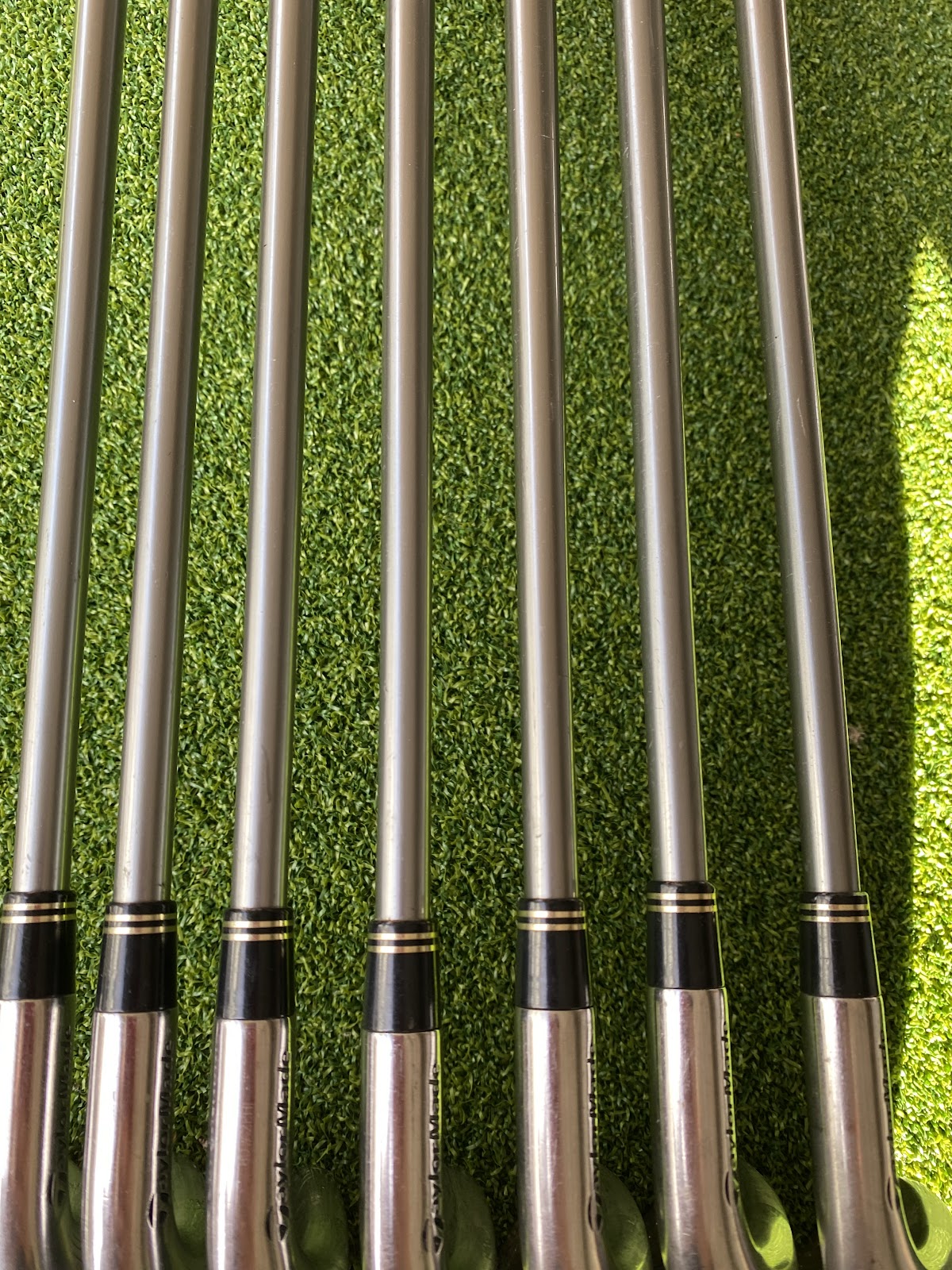 TaylorMade r7 Irons 5-PW+SW | Graphite Regular Flex | 7-Piece Set