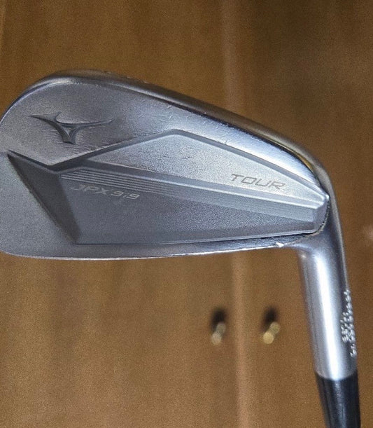 Mizuno JPX 919 Tour irons 5-P DG S300 stiff