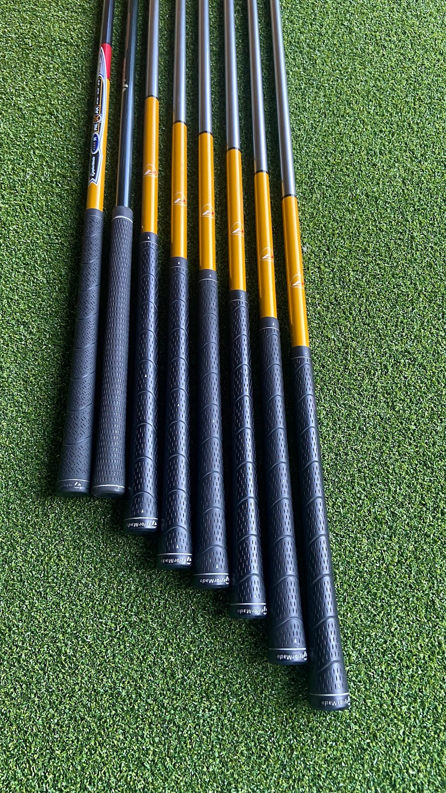 TaylorMade r7 Draw Combo Set 5-P + 3-Wood + 5-Utility | Graphite | Regular | 8-Piece Set
