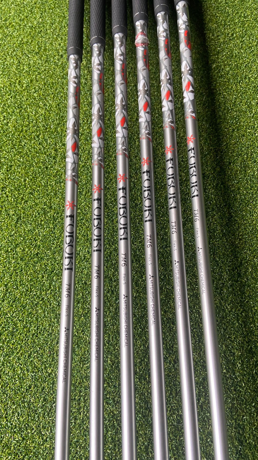 TaylorMade M6 Irons 5-P | Graphite Stiff | 6-Piece Set