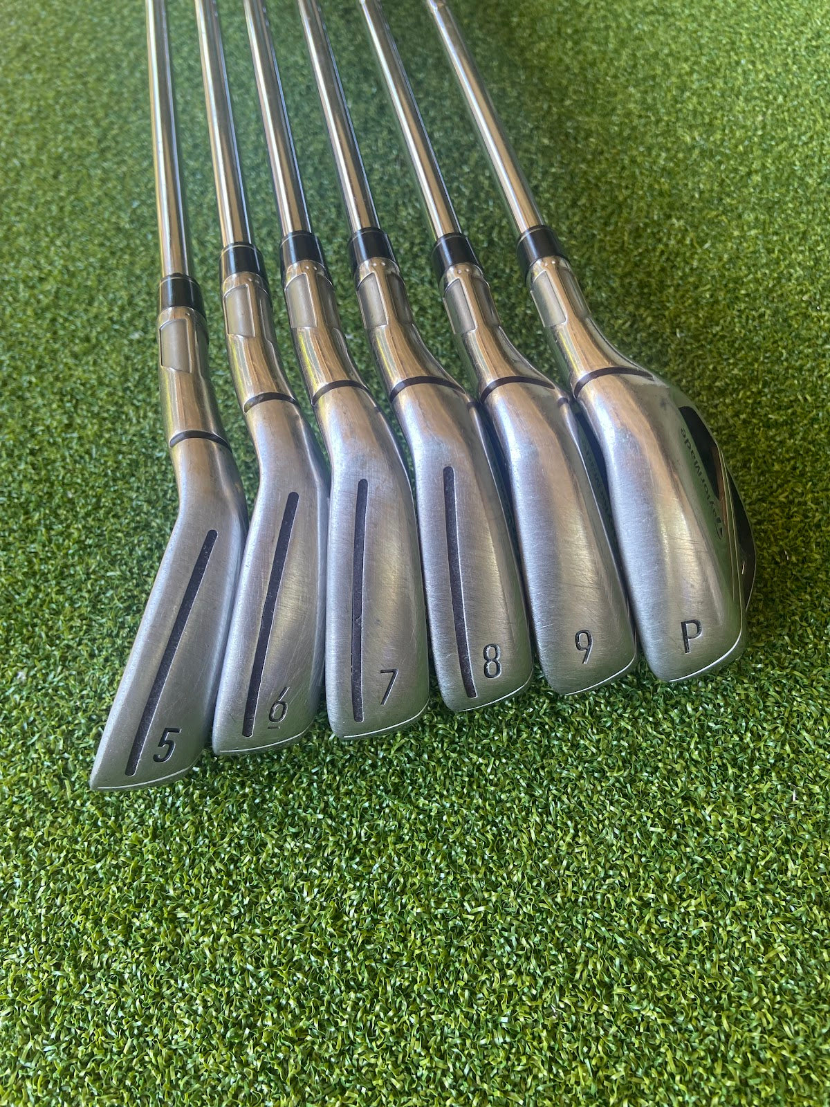 TaylorMade SIM Max Irons 5-PW | KBS Max 85 Stiff | 6-Piece Set