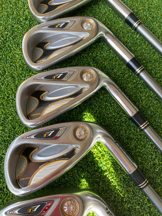 TaylorMade r7 Irons 5-PW+SW | Graphite Regular Flex | 7-Piece Set