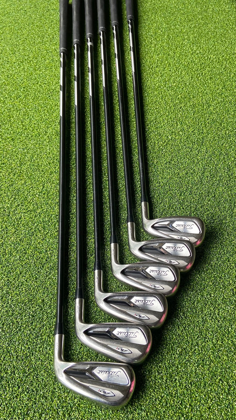 Titleist 718 AP1 Irons 5-P | Fujikura MCI 60 | Regular | 6-Piece Set