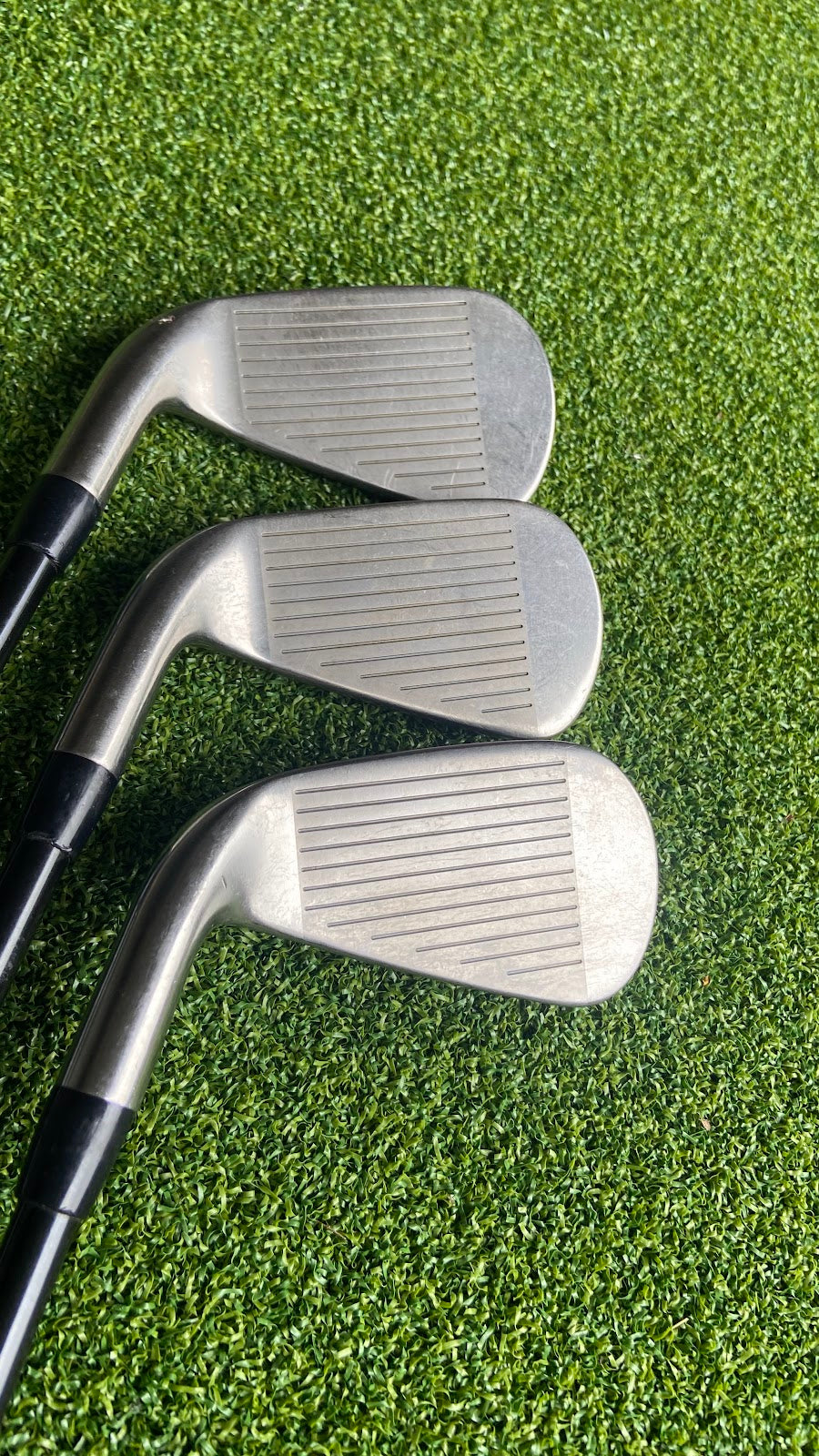 Titleist 718 AP1 Irons 5-P | Fujikura MCI 60 | Regular | 6-Piece Set