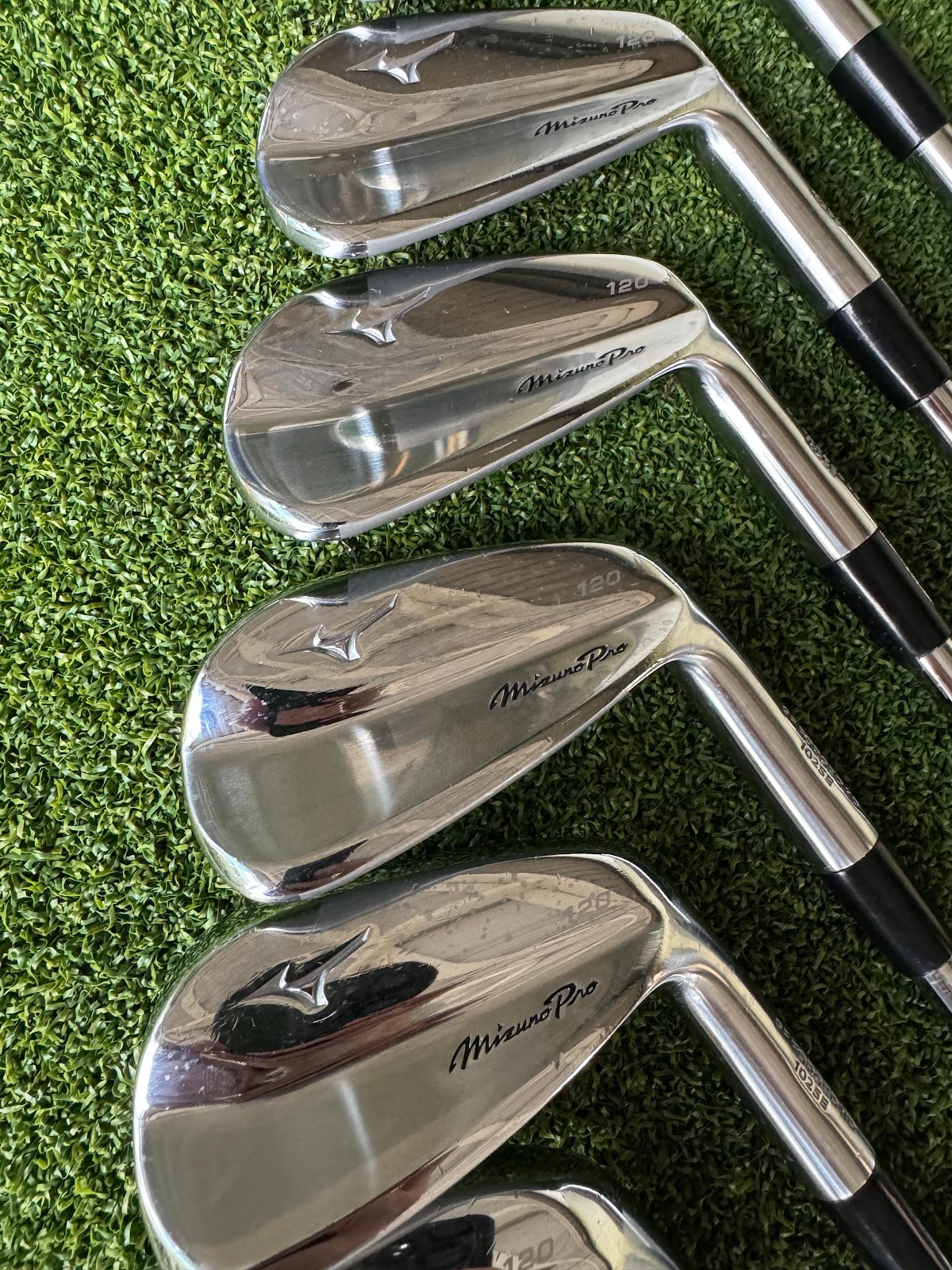 Mizuno Pro 120 Iron Set 5-PW | Dynamic Gold S200 Stiff | 6pc