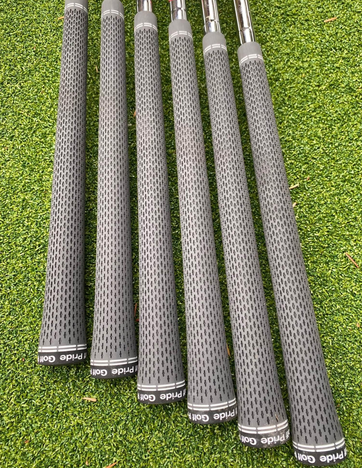 TaylorMade 2023 P7MC irons 5-P DG EX TI S200 steel stiff