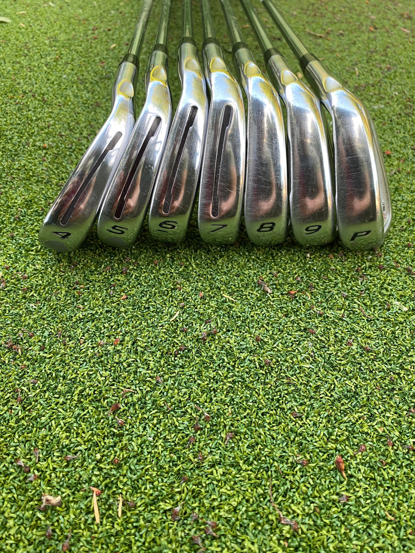 TaylorMade RSi2 irons 4-P KBS C-Taper90 steel regular flex