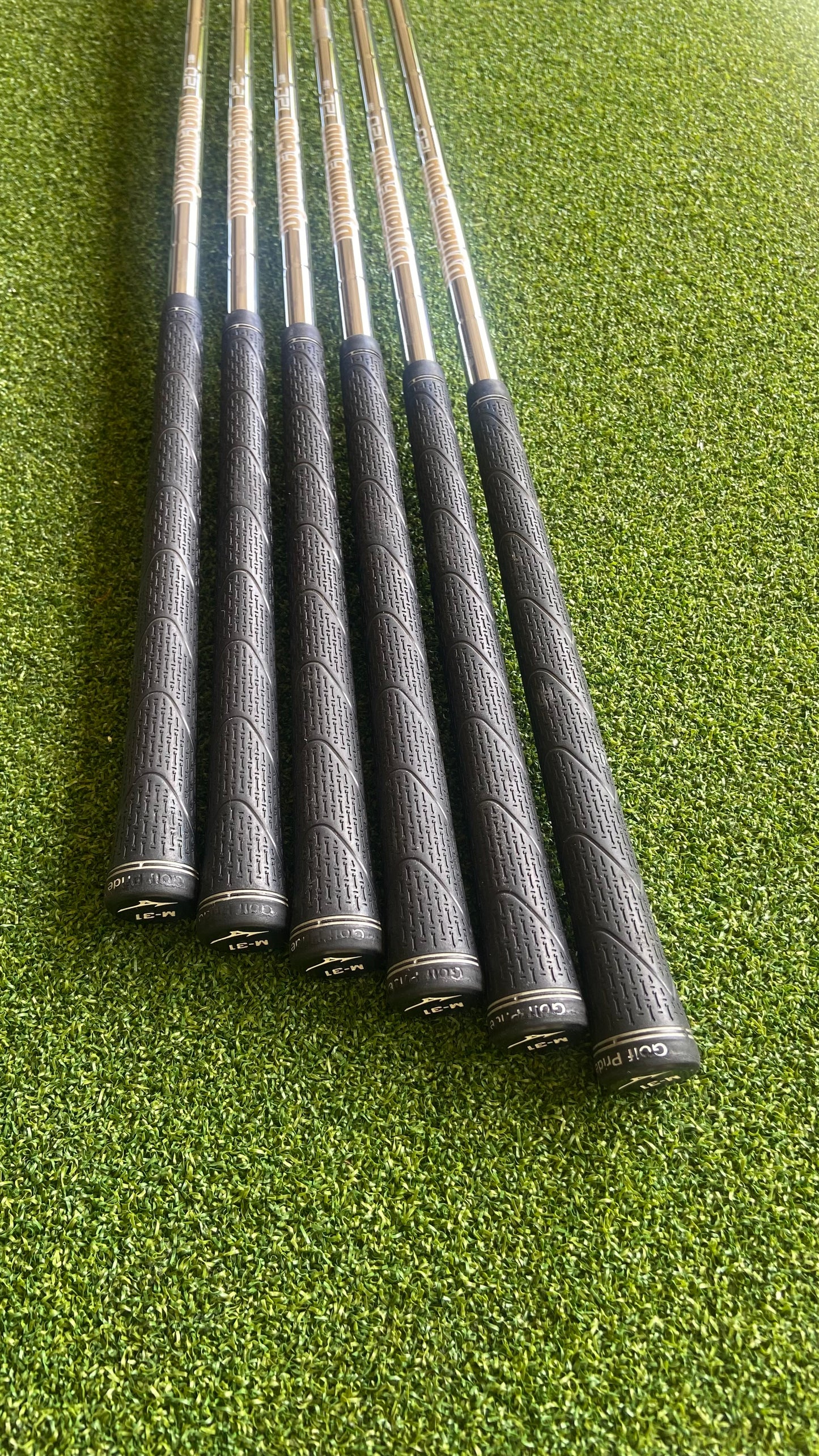 Mizuno JPX 921 Tour Irons 5-P | DG S200 Stiff | 6-Piece Set