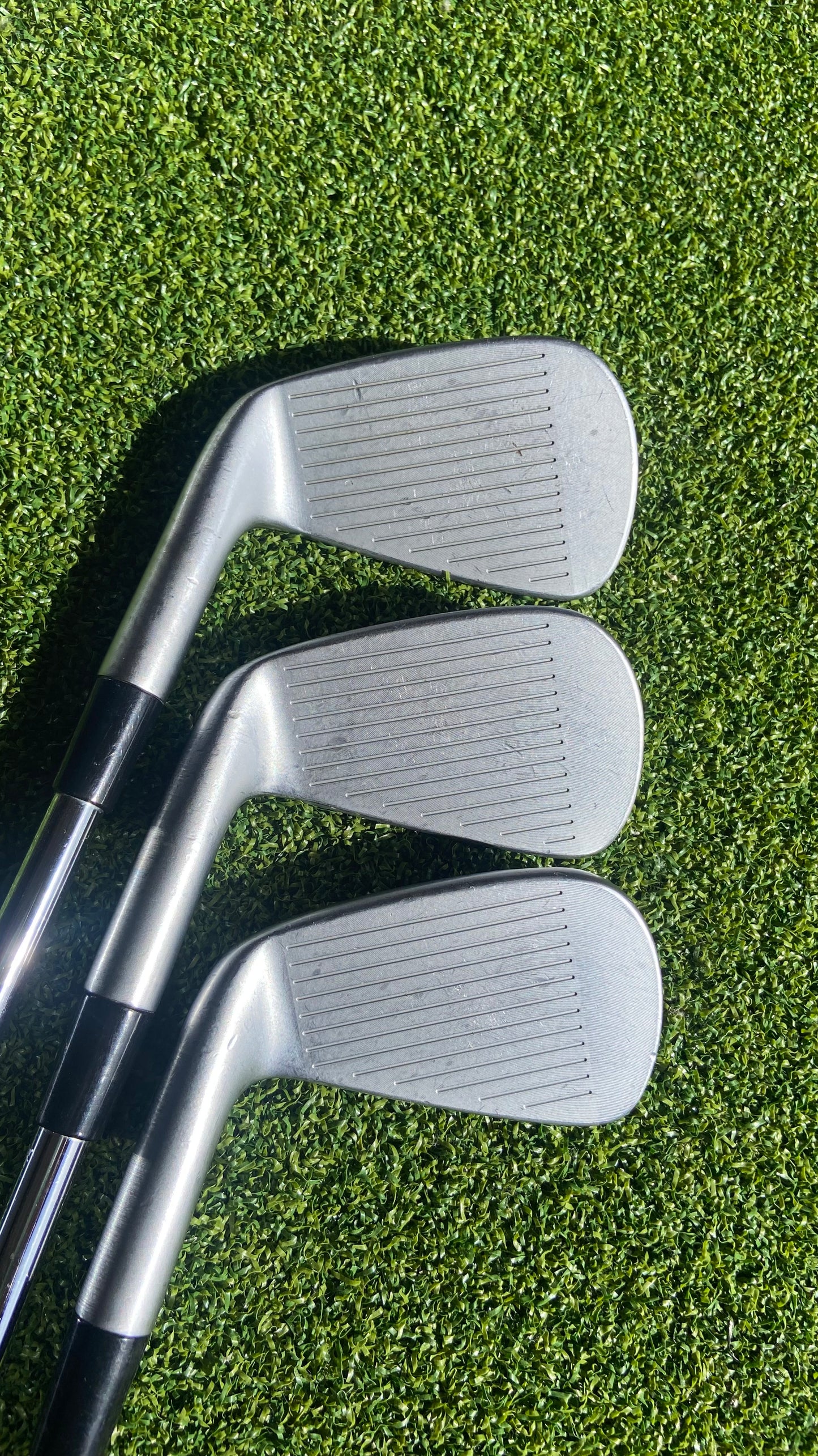 TaylorMade P7MB Irons 5-P | Dynamic Gold Tour Issue Stiff | 6-Piece Set