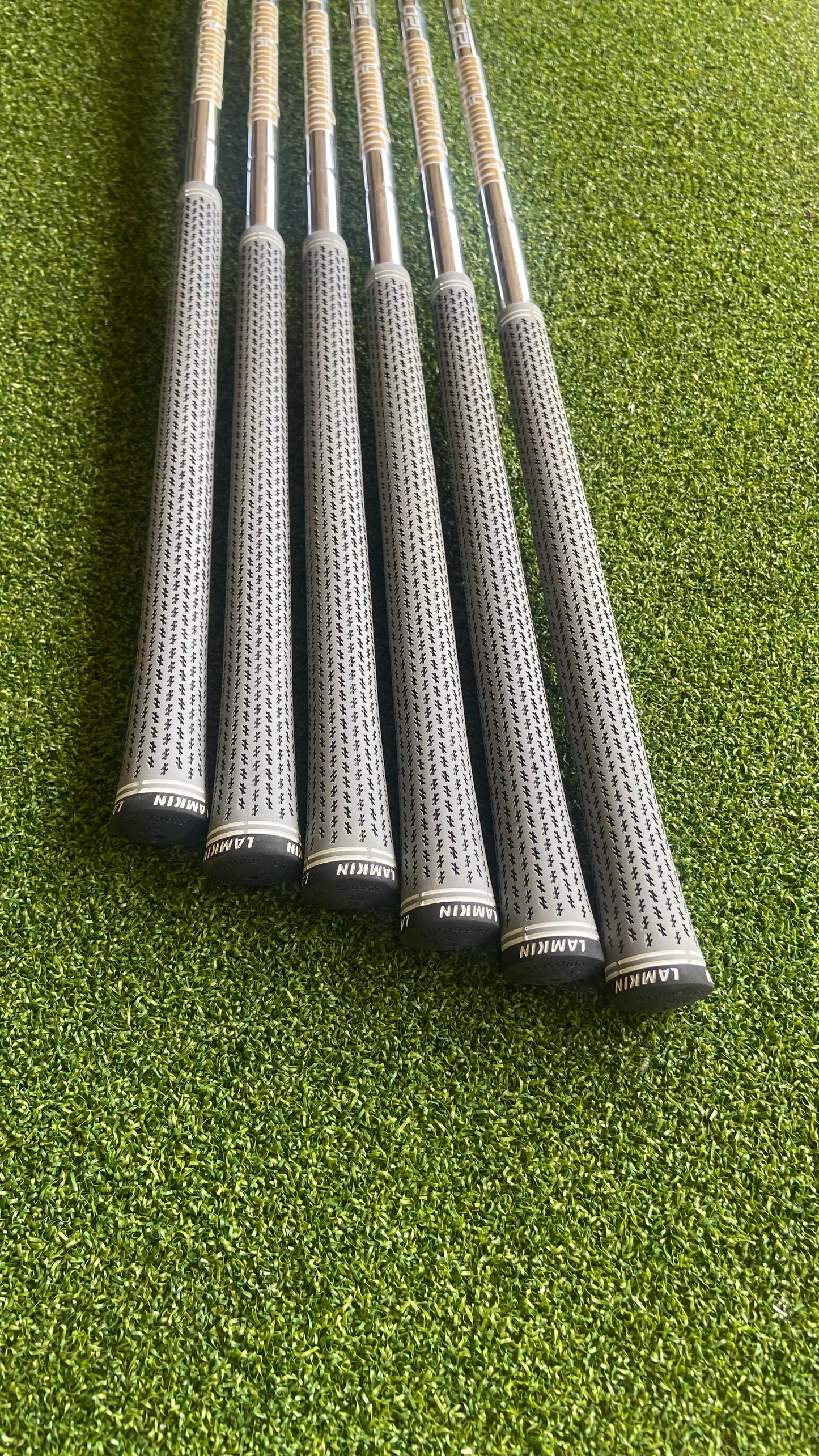 Mizuno JPX 921 Tour Irons 5-P | DG 120 S200 Stiff | 6-Piece Set