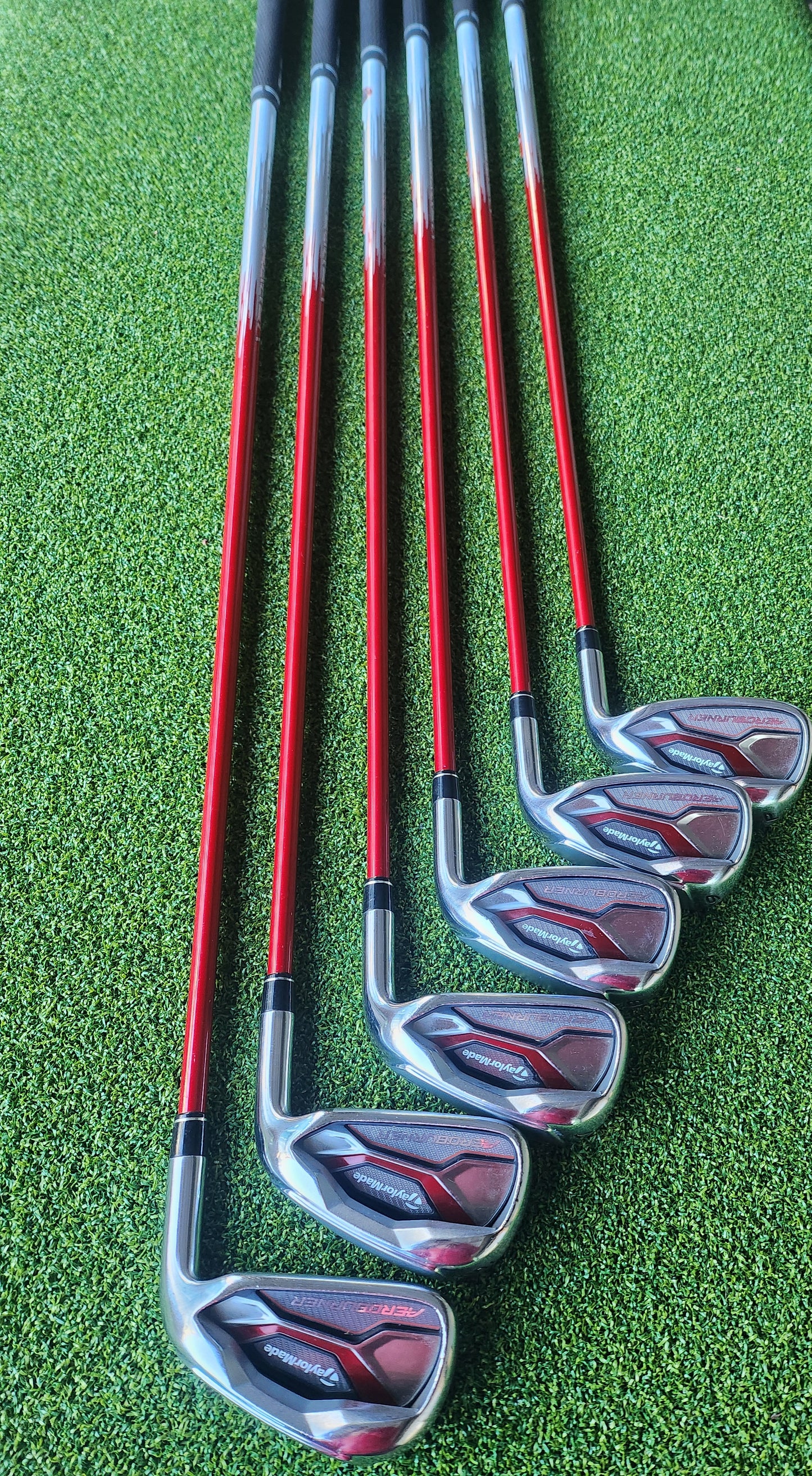 TaylorMade AeroBurner Irons 5-PW | Graphite Regular Flex | 6-Piece Set