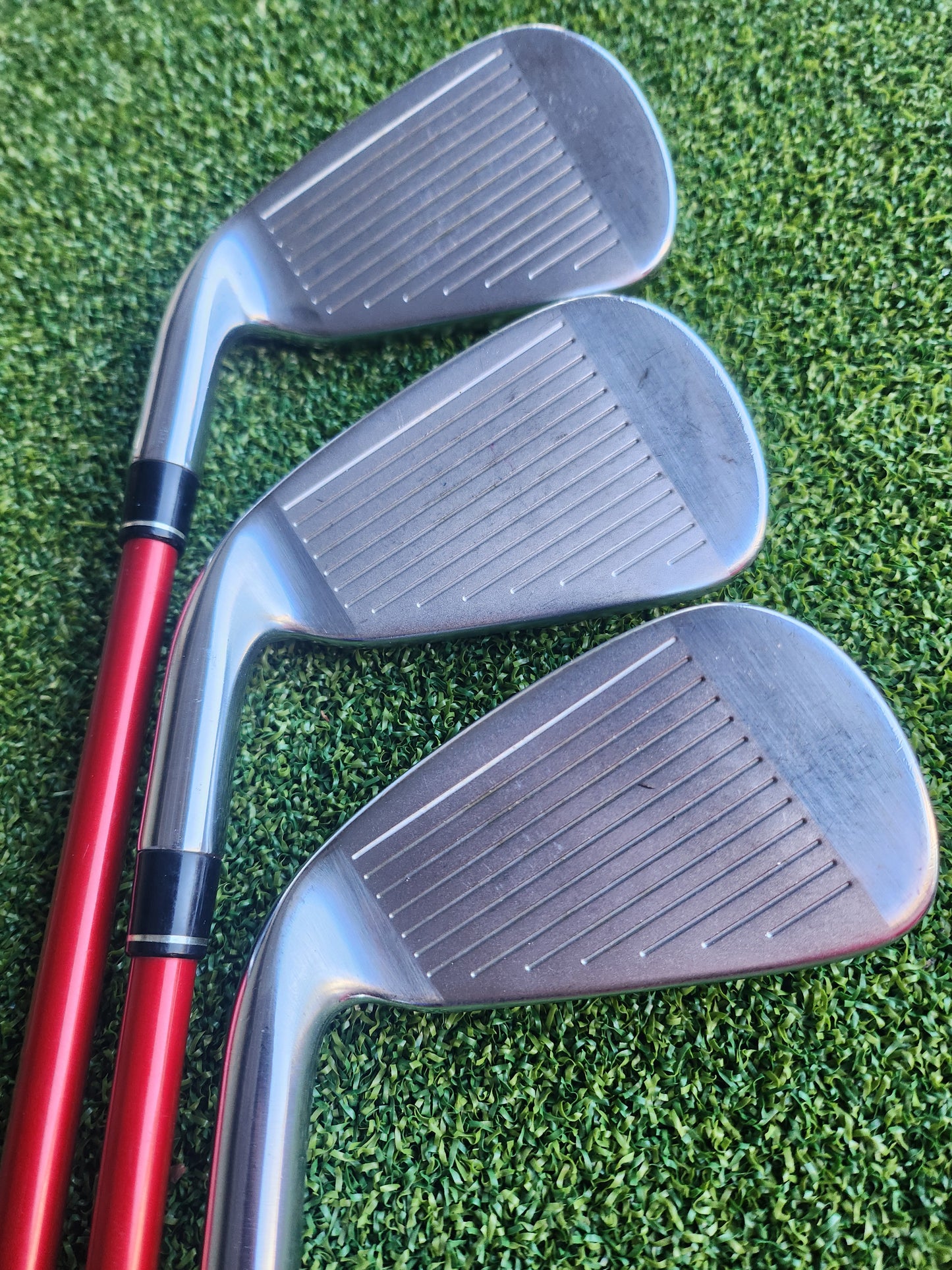 TaylorMade AeroBurner Irons 5-PW | Graphite Regular Flex | 6-Piece Set