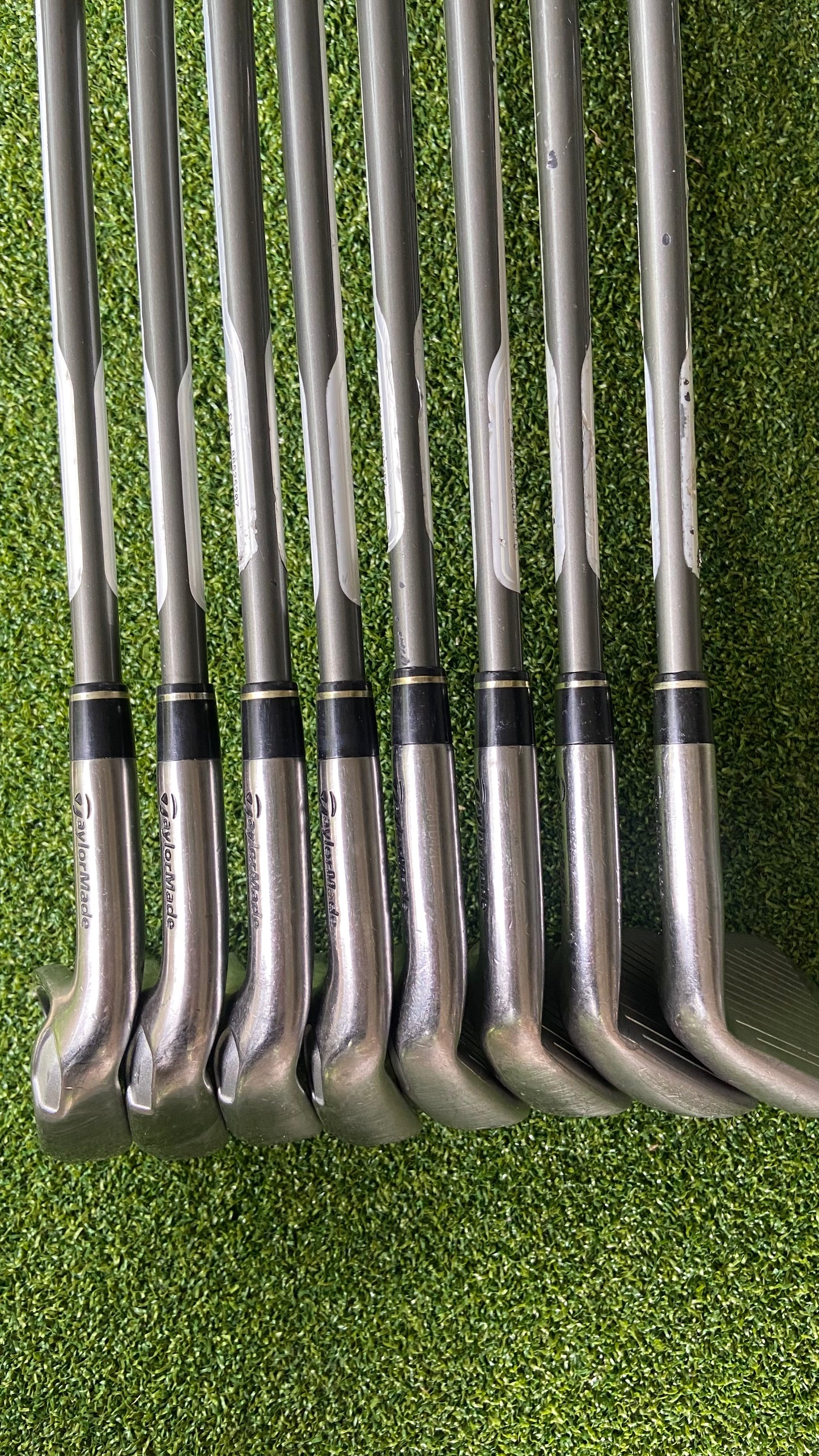 TaylorMade Tour Burner Irons 3-P | Graphite Stiff | 8-Piece Set (Left-Handed)