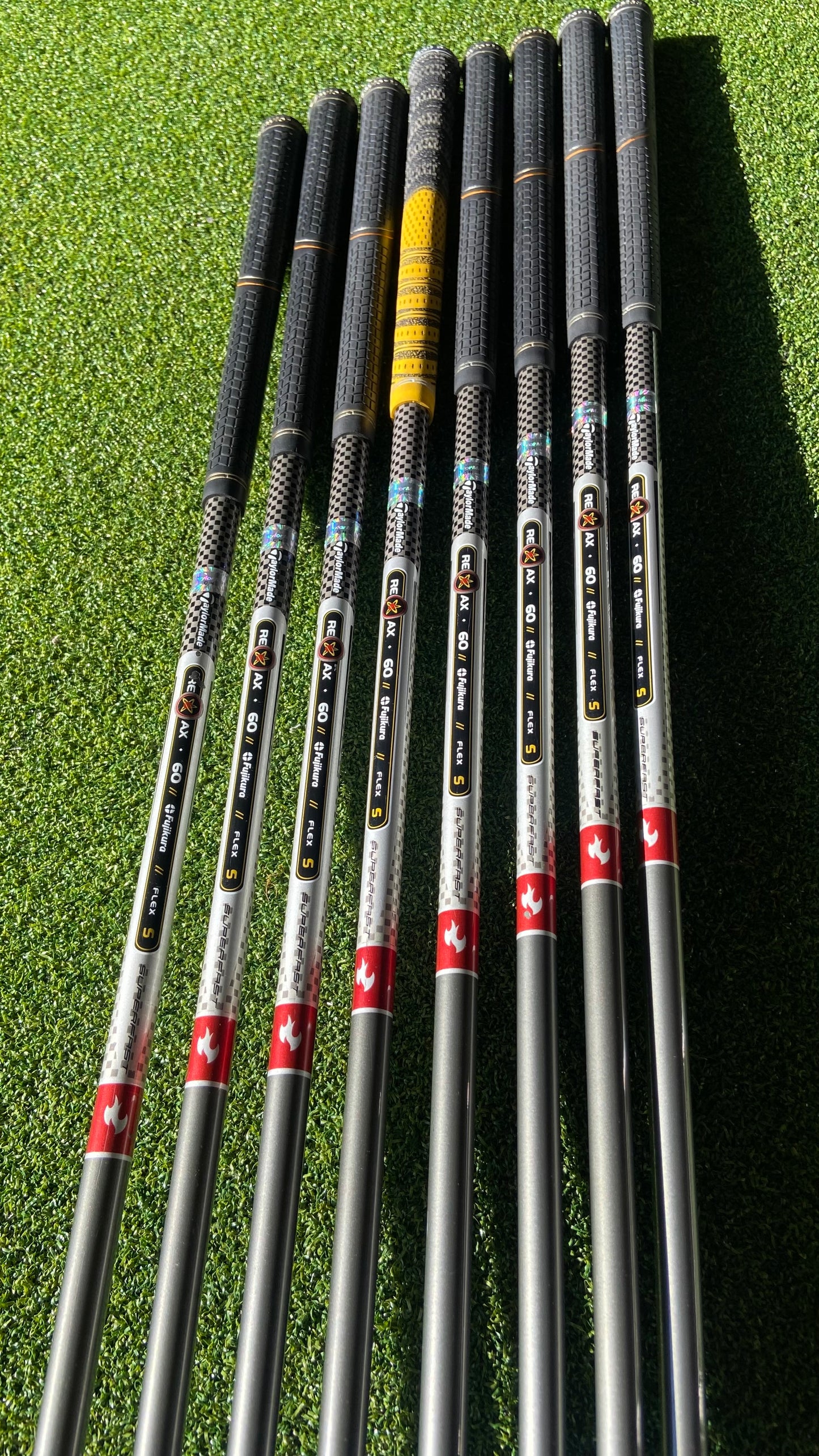 TaylorMade Tour Burner Irons 3-P | Graphite Stiff | 8-Piece Set (Left-Handed)