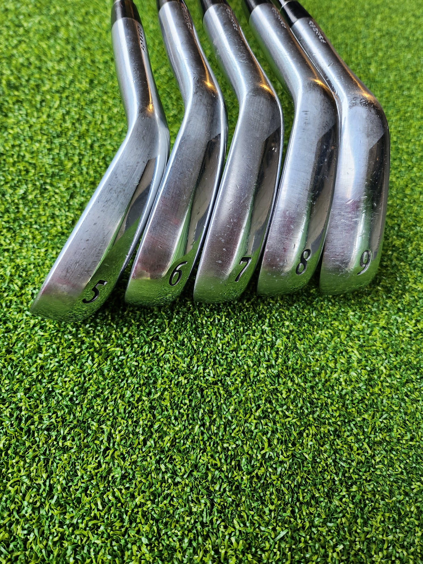 Srixon Z585 Irons 5-9 | Graphite Regular | 5-Piece Set