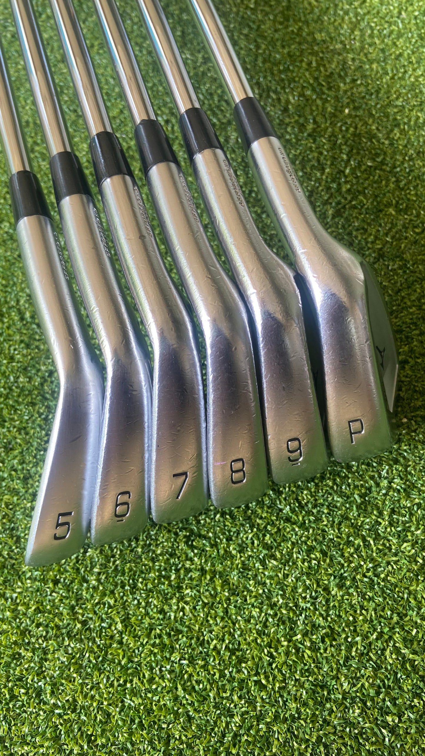 Mizuno JPX 921 Tour Irons 5-P | DG S200 Stiff | 6-Piece Set