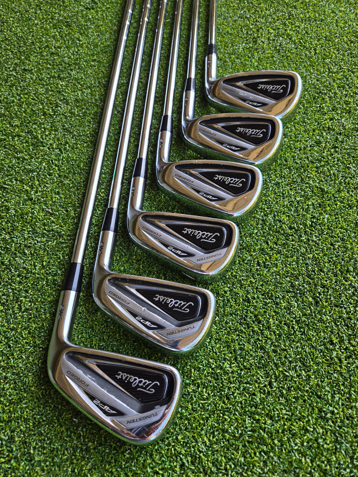 Titleist 716 AP2 Iron Set 5-PW | Nippon NS Pro Zelos 8 Regular | 6pc